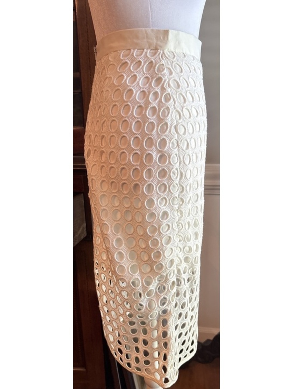 Banana Republic White Cotton Lace Circle Pencil Skirt 0 - Picture 4 of 6